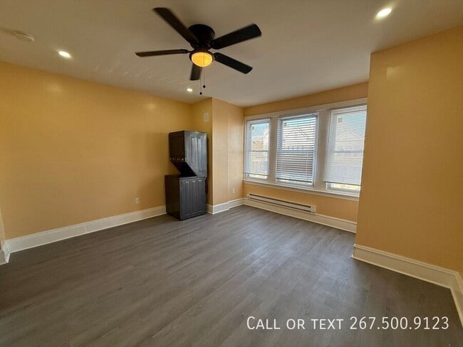 Building Photo - 6024 Christian St