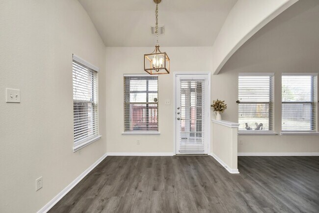 Building Photo - 2626 Orchard Creek Ln