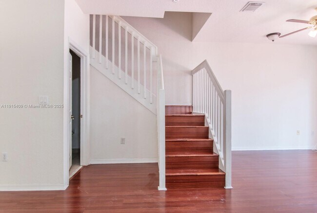 Building Photo - 12435 SW 125th St