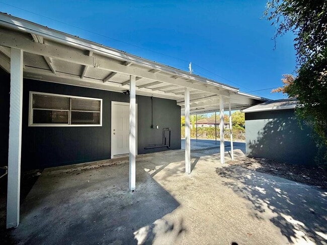 Building Photo - 1302 E New Orleans Ave