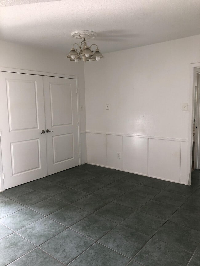 Building Photo - 3112 Lourdes St