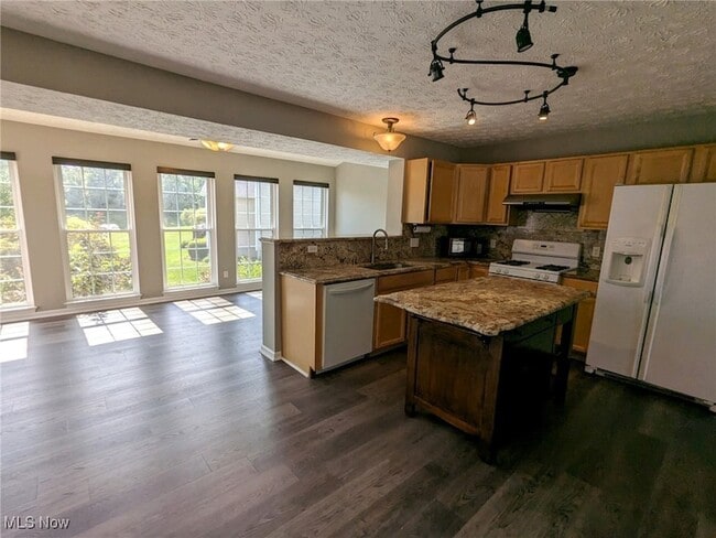 Building Photo - 7912 Wildel Dr