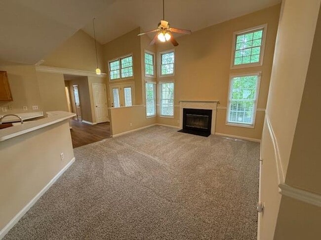 Building Photo - 211 Swansboro Dr