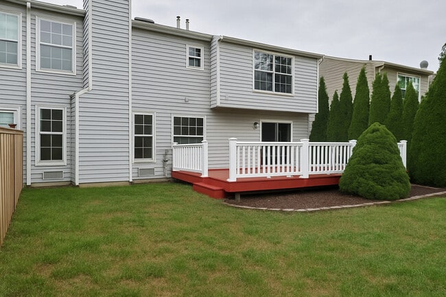 Building Photo - 1604 Estate Cir
