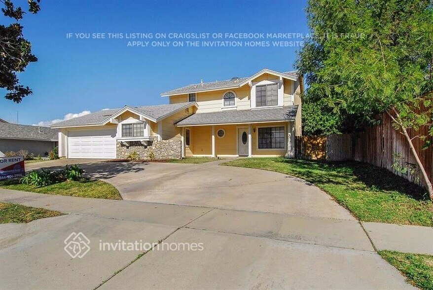 Building Photo - 15940 Miller Ave