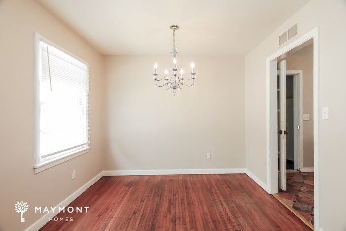 Building Photo - 925 Eldorado Dr