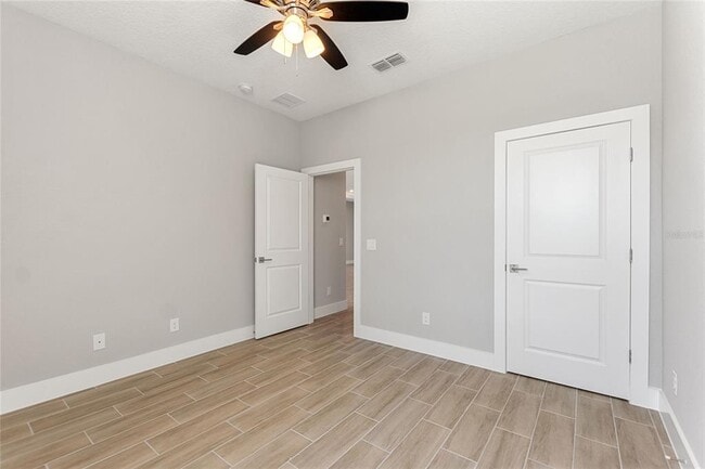 Building Photo - 802 James Dr