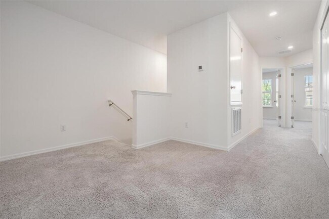 Building Photo - 32096 Pond Apple Bnd