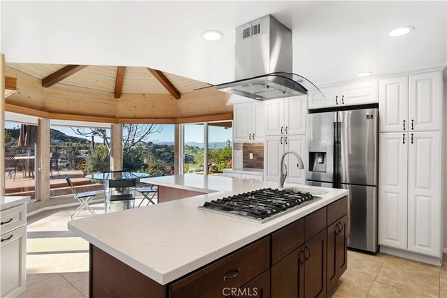 Building Photo - 3713 Dellvale Pl