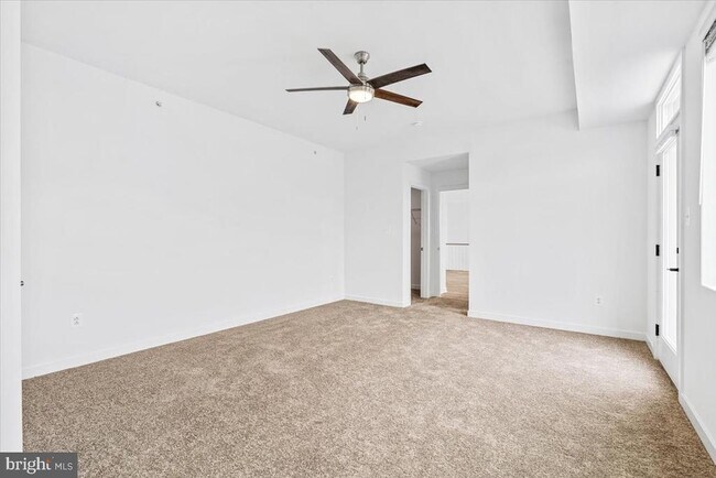 Building Photo - 1618 Blacksmith Wy