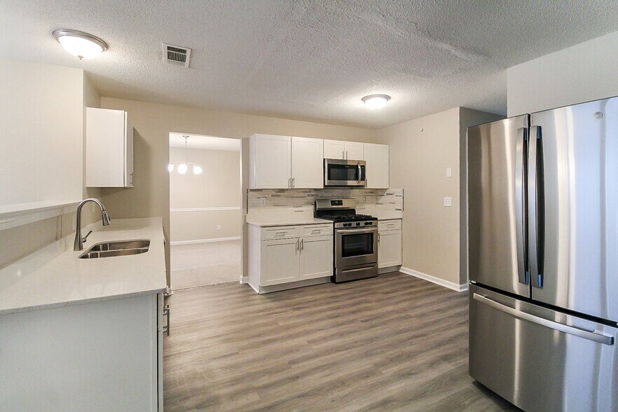 Building Photo - 95 Kirkland Ct