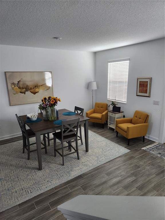 Building Photo - 3049 Ella Wy