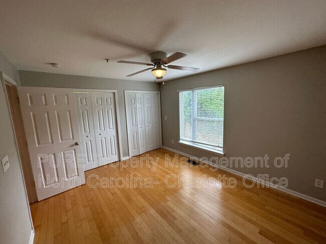 Building Photo - 3911 Picasso Court