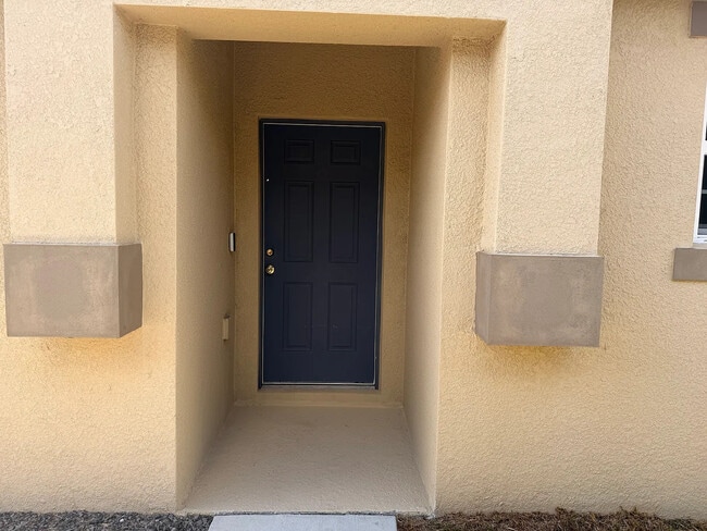 Building Photo - 17930 Turning Leaf Cir