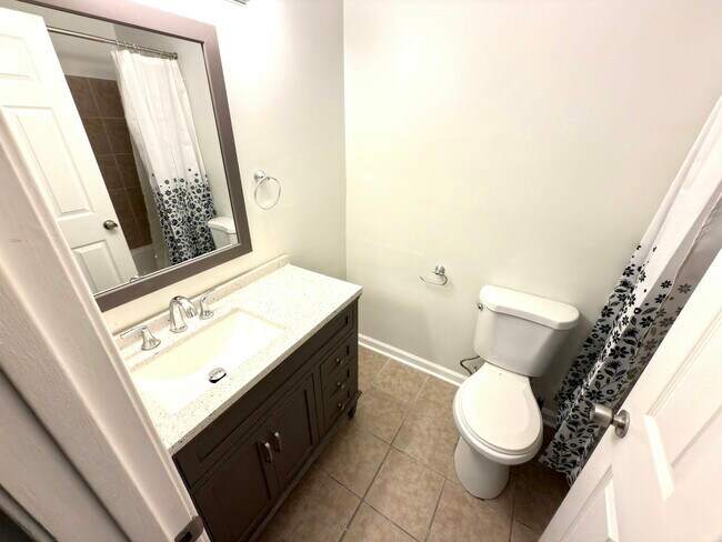 Building Photo - 1260 Sugarwood Cir