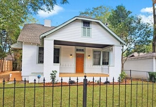 Building Photo - Charming Garden District Home