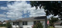 Building Photo - 408 S Highland Ave