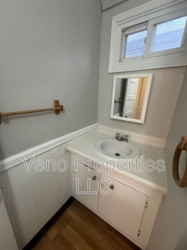 Building Photo - 61 South Main St