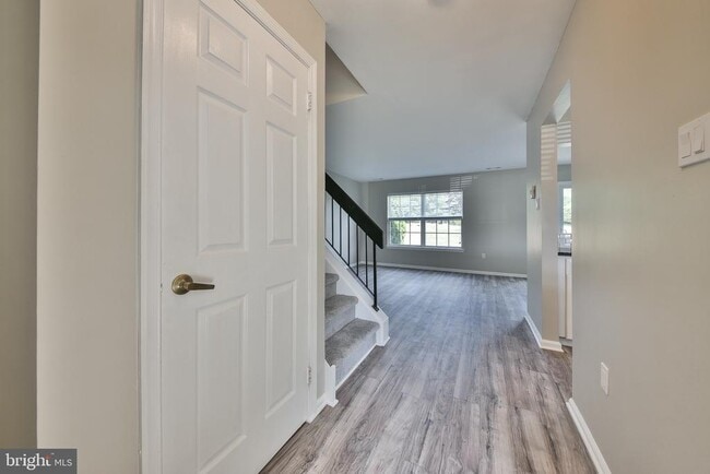 Building Photo - 35 Nutmeg Pl