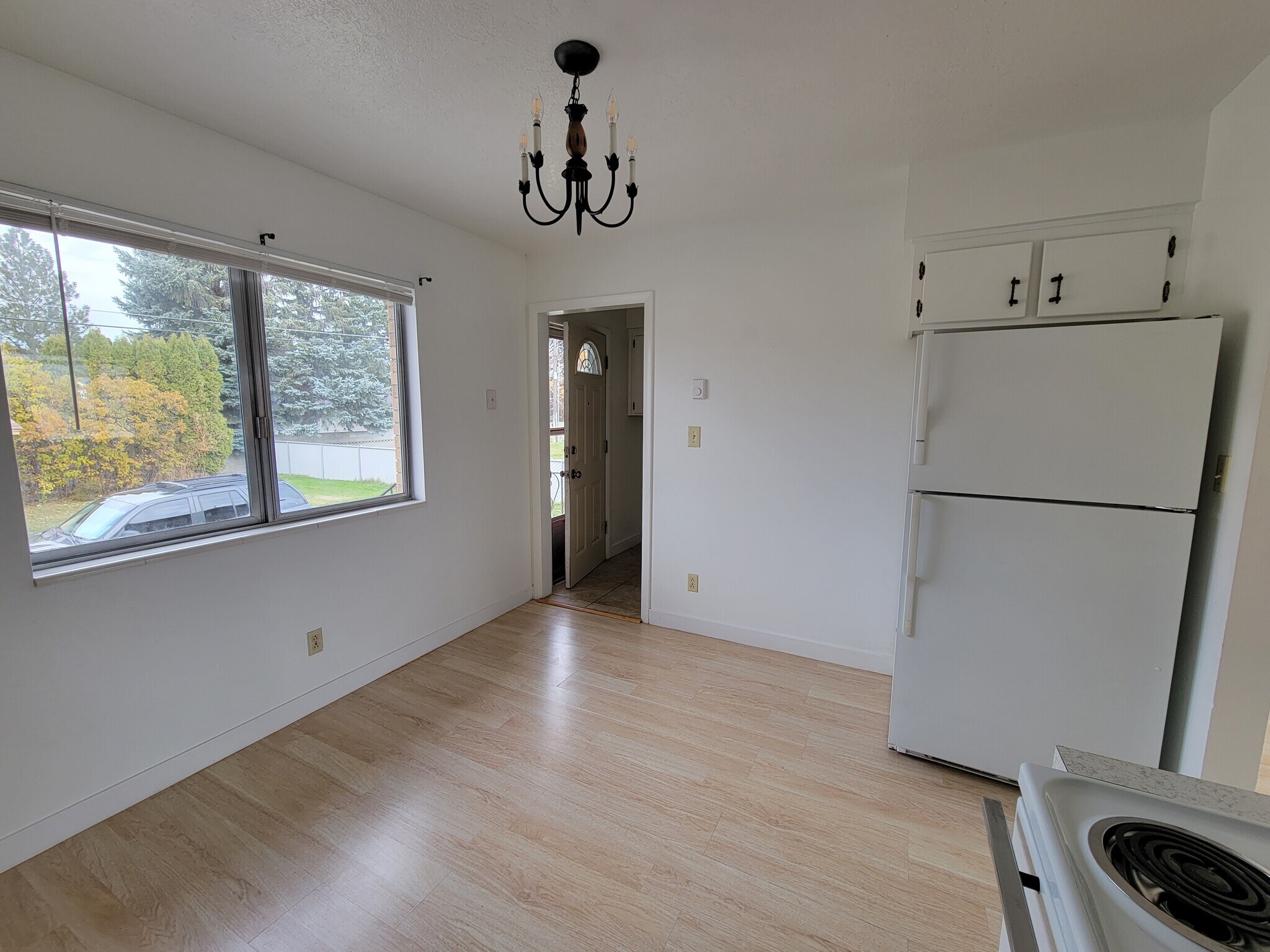 Building Photo - 1646 Grandview Dr