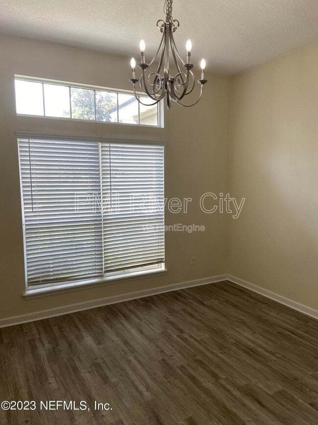 Building Photo - 533 Alice Cove Ct