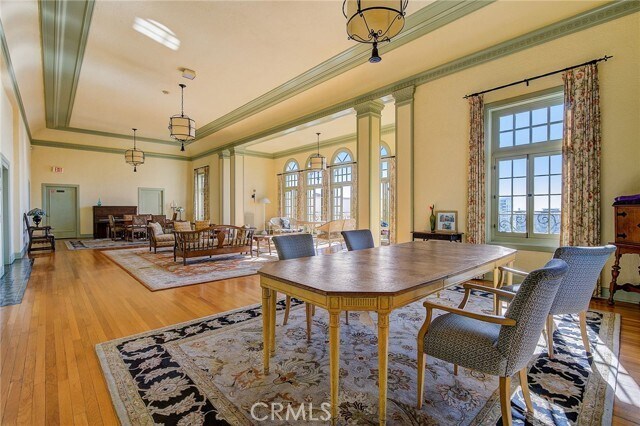 Building Photo - 315 W 3rd St