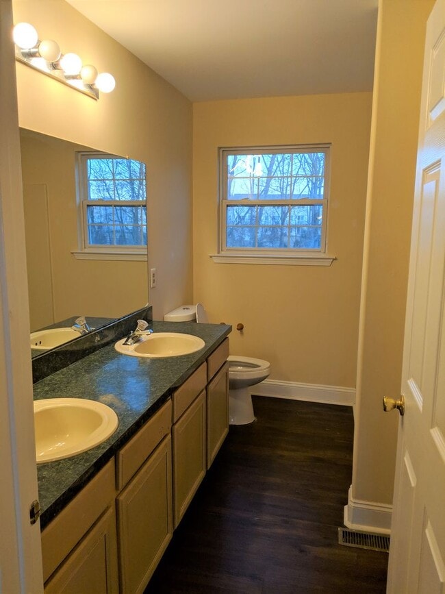 Building Photo - Elegant 5-Bedroom Colonial with Canal View...