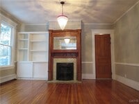 Building Photo - 1725 James St