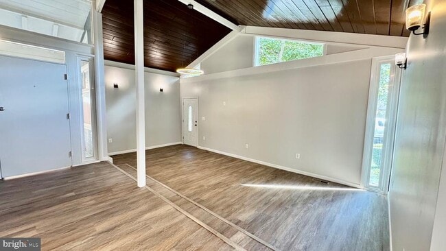 Building Photo - 2396 Yarmouth Ct