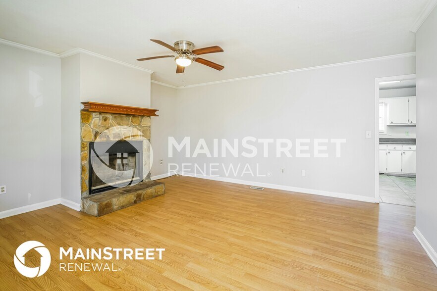 Building Photo - 315 Bakers Bridge Cir