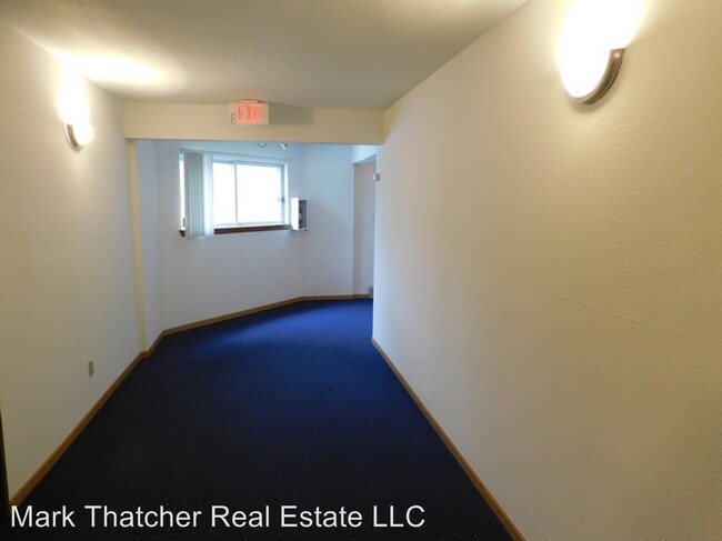 Building Photo - 261-271 Oakwood Ave