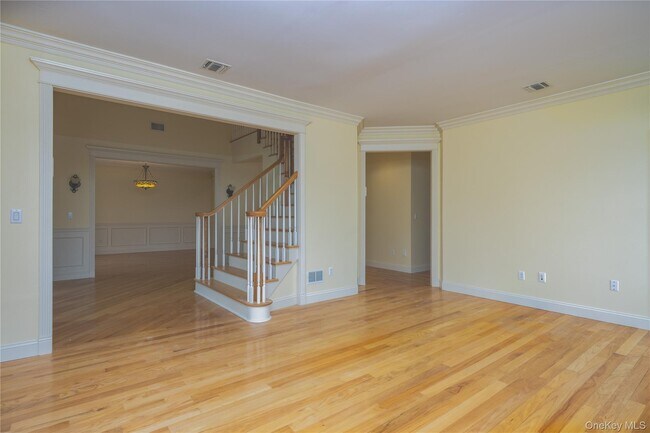 Building Photo - 23 Sandyfields Ln