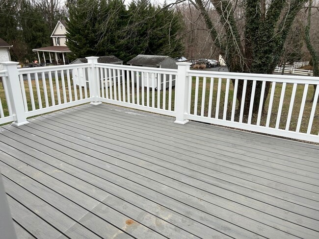 Building Photo - 3846 Muddy Creek Rd