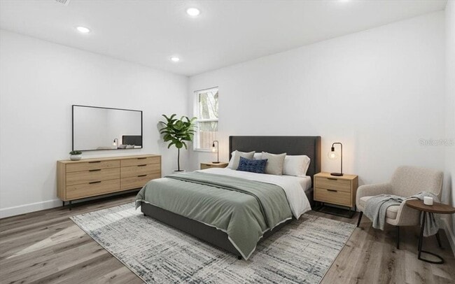 Building Photo - 1535 13th St S