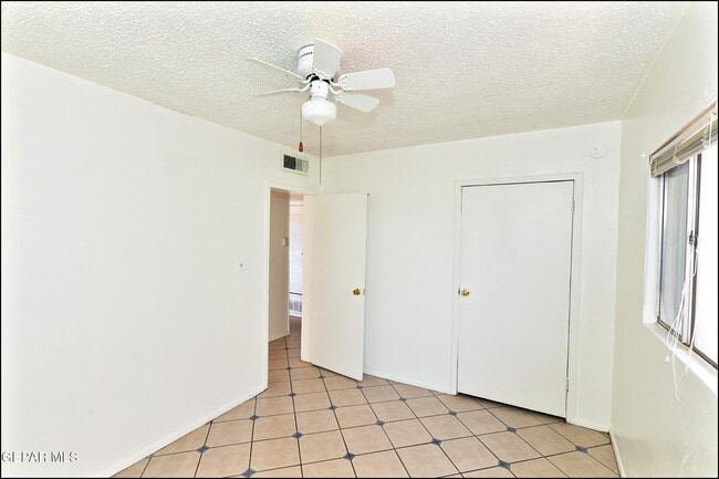 Building Photo - 7817 Caliche Dr