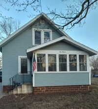 Building Photo - 911 Willow St