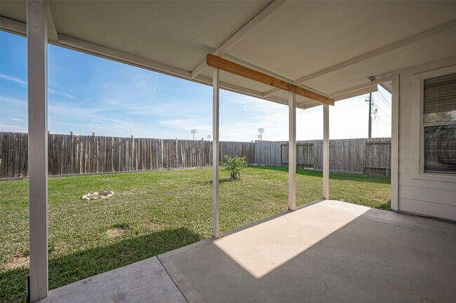 Building Photo - 7554 Appleberry Dr