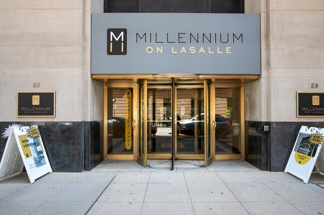 Building Photo - 29 S LaSalle St