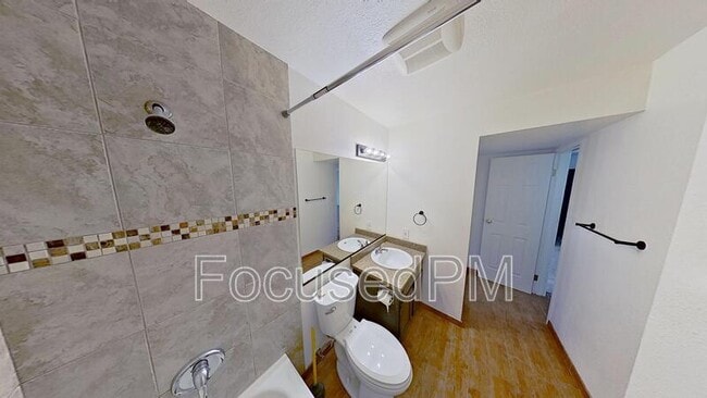 Building Photo - 4400 S Quebec St