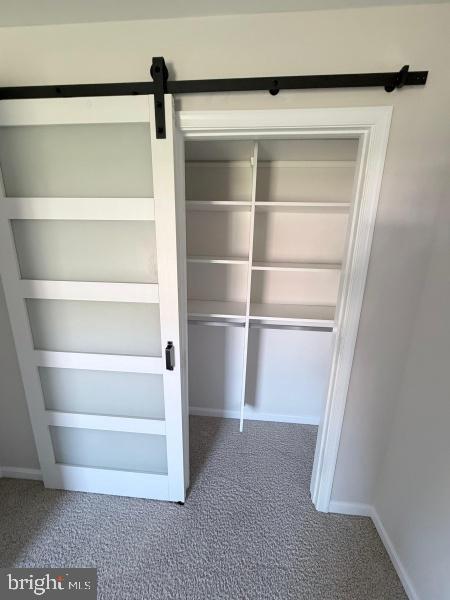 Building Photo - 255 Maple Run Dr