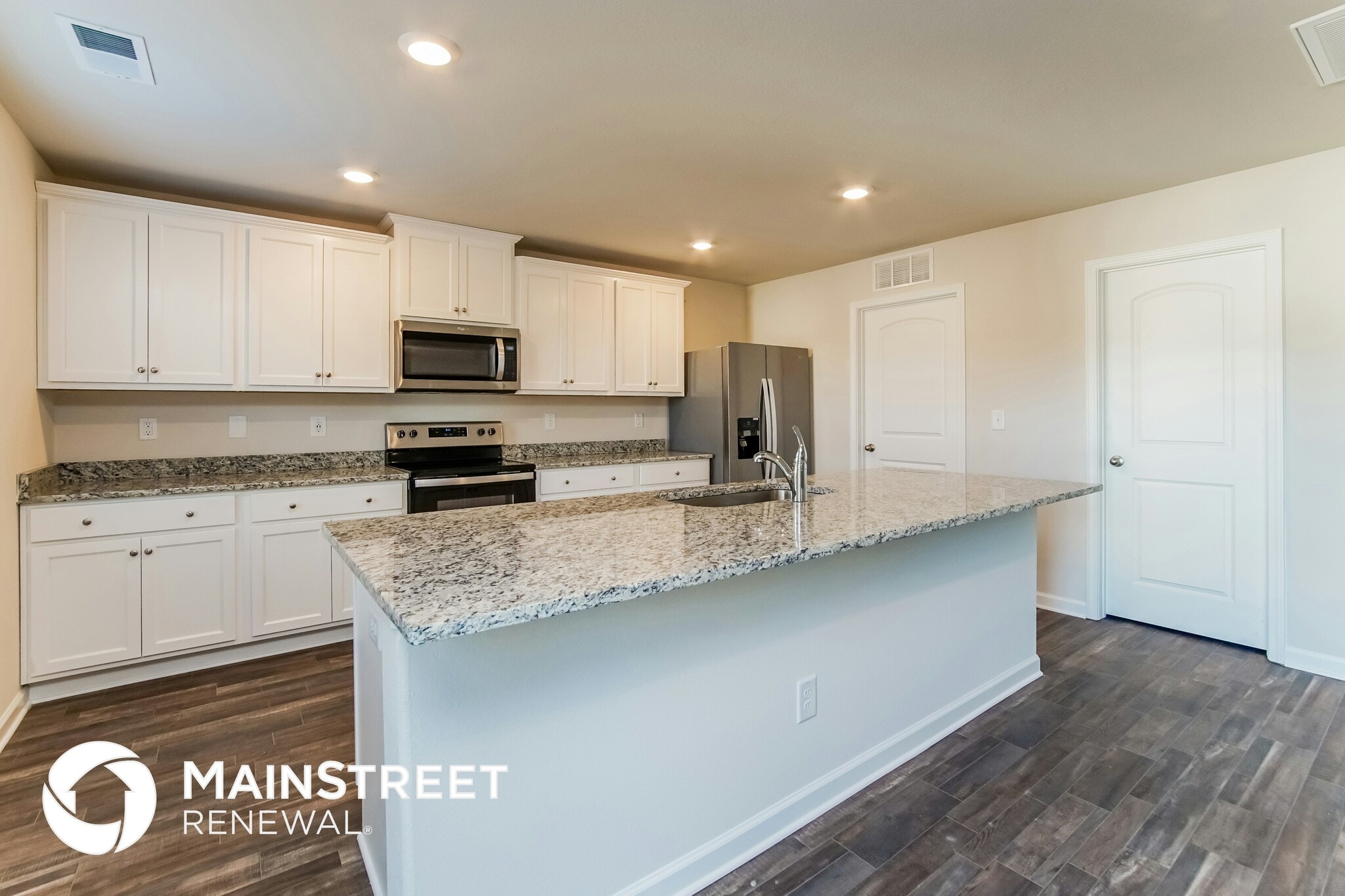 Building Photo - 216 Indian Summer St