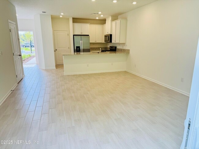 Building Photo - 13540 UTE Pl