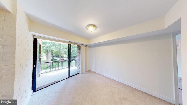Building Photo - 2114 Bonnywood Ln