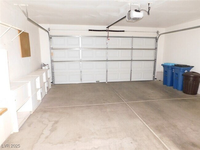 Building Photo - 2517 Banora Point Dr