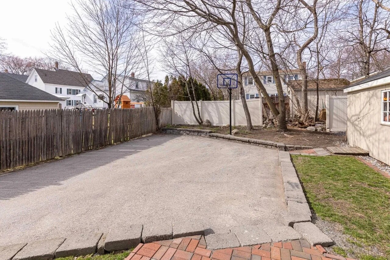 Building Photo - 340 Harrison St