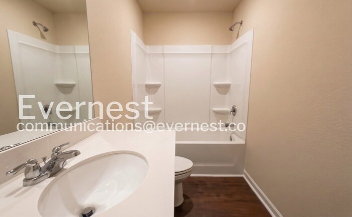 Building Photo - 6288 Rainbow Row