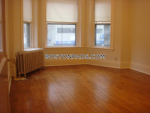 Building Photo - 46 Westland Ave