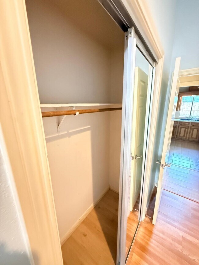 Building Photo - 16214 Dunmoor Dr