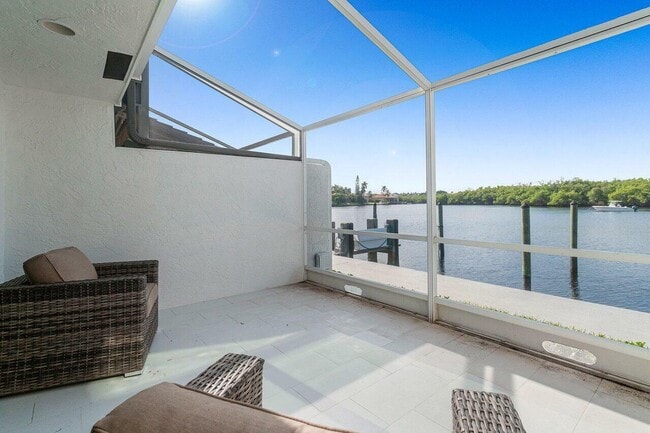 Building Photo - 6110 N Ocean Blvd