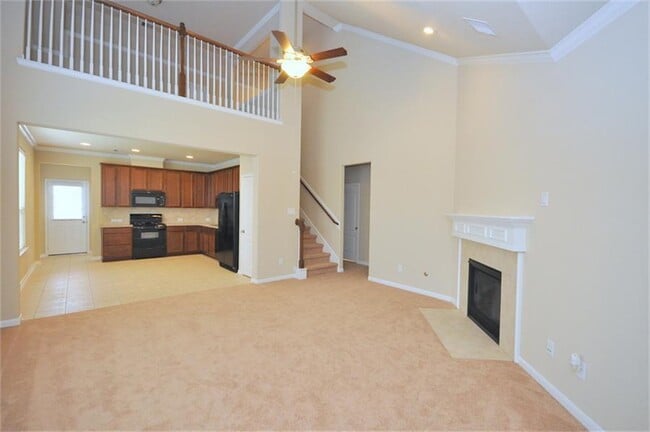 Building Photo - HOME WITH ALL THE UPGRADES! 4 BEDROOM 3 BATH